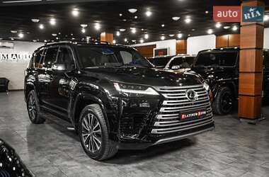 Внедорожник / Кроссовер Lexus LX 2022 в 