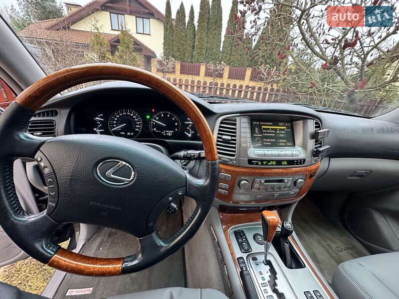 Внедорожник / Кроссовер Lexus LX 2006 в Киеве