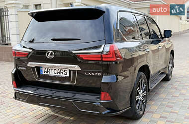 Внедорожник / Кроссовер Lexus LX 2019 в 