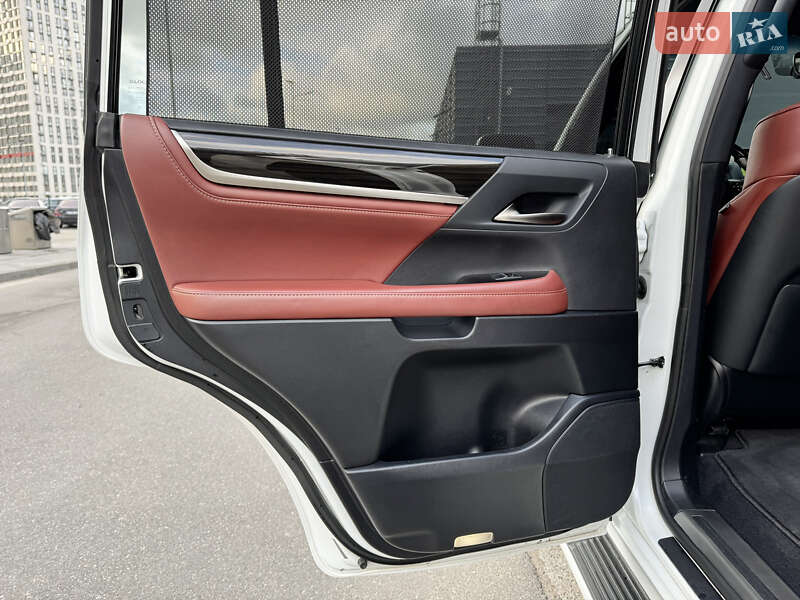 Внедорожник / Кроссовер Lexus LX 2016 в Киеве фото 27 Внедорожник / Кроссовер Lexus LX 2016 в Киеве