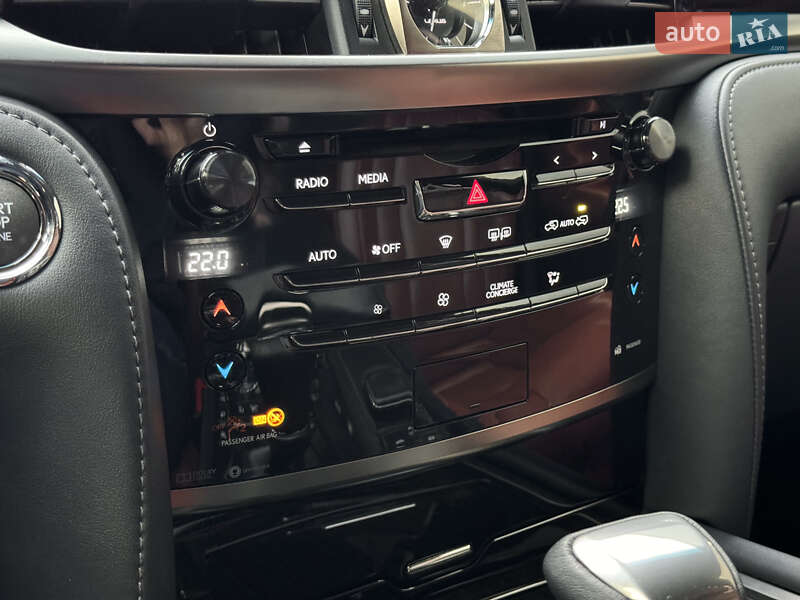 Внедорожник / Кроссовер Lexus LX 2016 в Киеве фото 40 Внедорожник / Кроссовер Lexus LX 2016 в Киеве