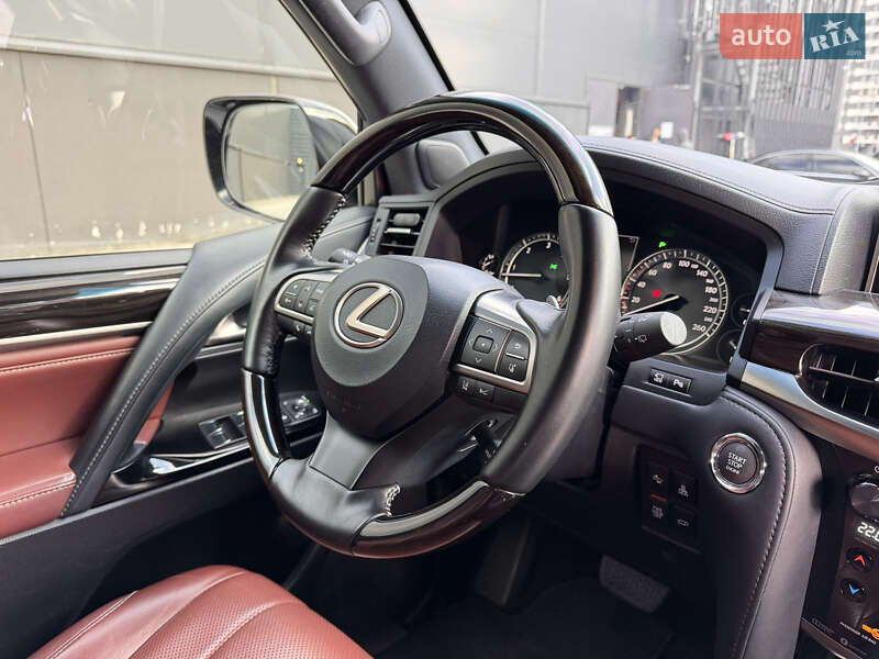 Внедорожник / Кроссовер Lexus LX 2016 в Киеве фото 53 Внедорожник / Кроссовер Lexus LX 2016 в Киеве
