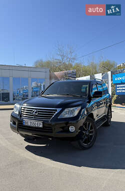 Внедорожник / Кроссовер Lexus LX 2008 в 