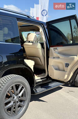 Внедорожник / Кроссовер Lexus LX 2008 в 