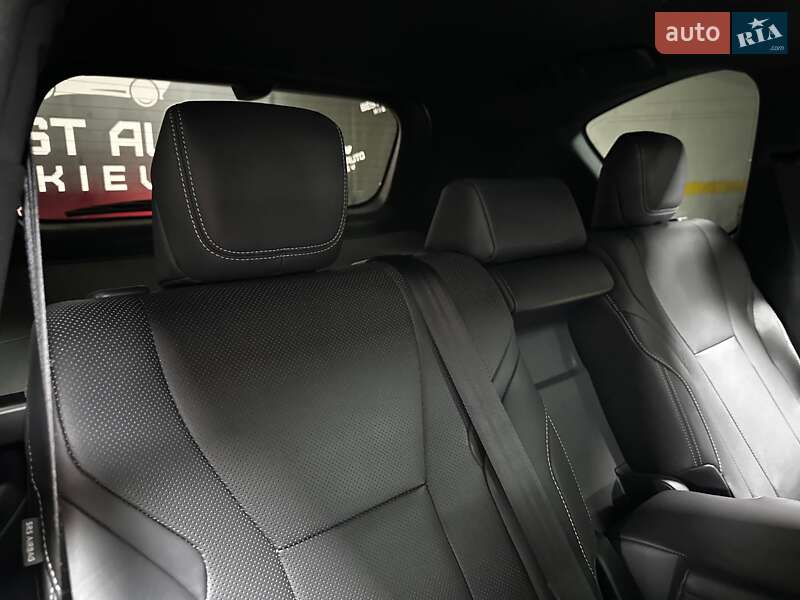 Позашляховик / Кросовер Lexus LX 2022 в Києві