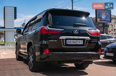Внедорожник / Кроссовер Lexus LX 2019 в 