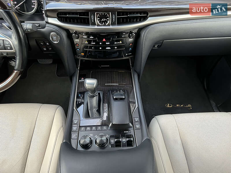 Внедорожник / Кроссовер Lexus LX 2017 в Киеве фото 55 Внедорожник / Кроссовер Lexus LX 2017 в Киеве