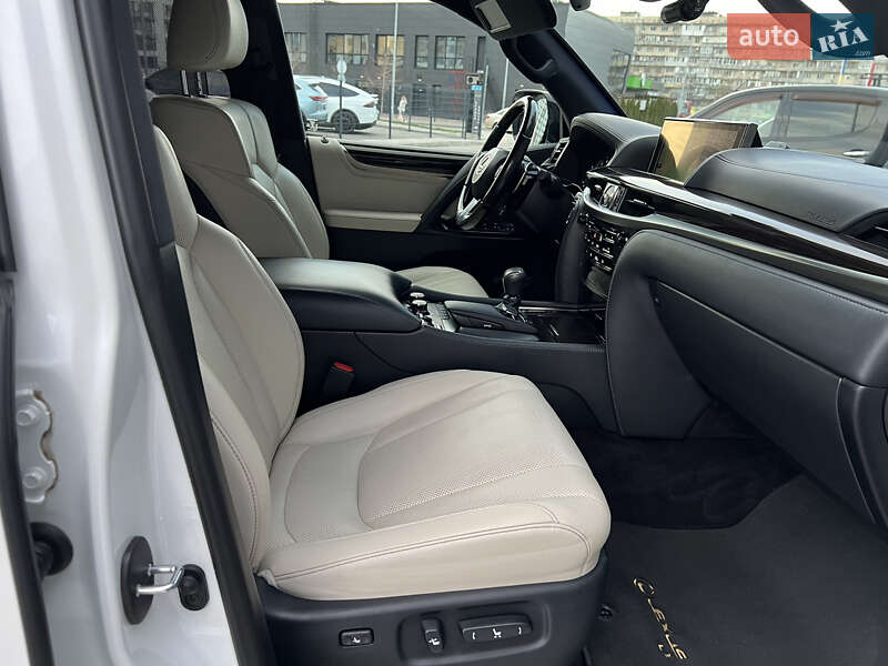 Внедорожник / Кроссовер Lexus LX 2017 в Киеве фото 80 Внедорожник / Кроссовер Lexus LX 2017 в Киеве