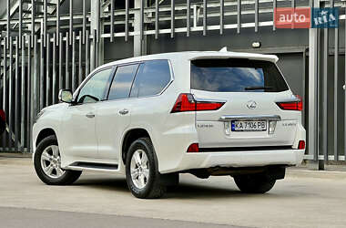 Внедорожник / Кроссовер Lexus LX 2017 в 