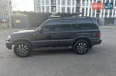 Позашляховик / Кросовер Lexus LX 2006 в 