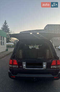 Позашляховик / Кросовер Lexus LX 2006 в 
