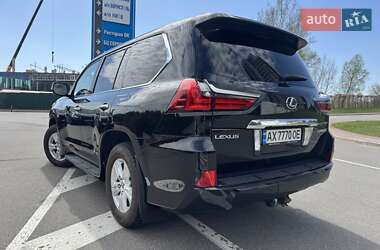 Внедорожник / Кроссовер Lexus LX 2016 в 
