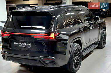 Позашляховик / Кросовер Lexus LX 2022 в 