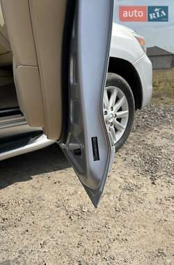 Внедорожник / Кроссовер Lexus LX 2008 в 