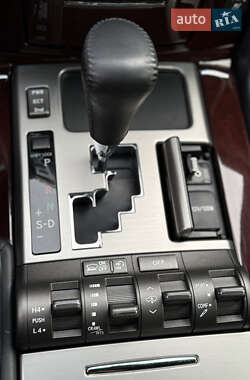 Внедорожник / Кроссовер Lexus LX 2014 в 