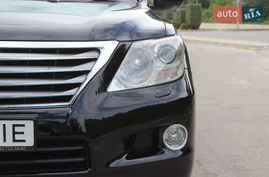 Внедорожник / Кроссовер Lexus LX 2010 в 