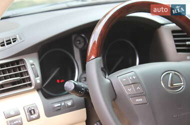 Внедорожник / Кроссовер Lexus LX 2010 в 