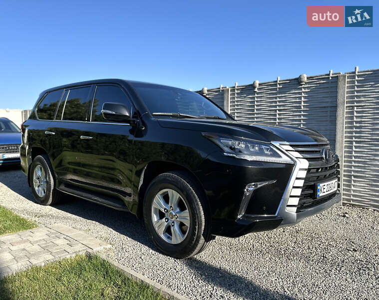 Внедорожник / Кроссовер Lexus LX 2017 в Днепре