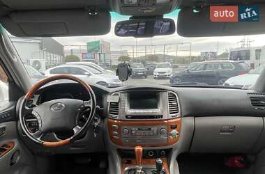 Позашляховик / Кросовер Lexus LX 2007 в 