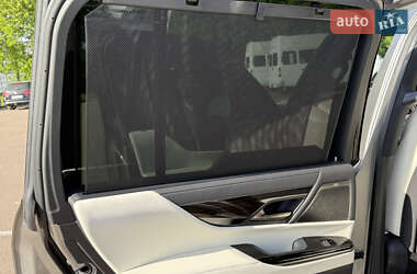 Внедорожник / Кроссовер Lexus LX 2022 в 