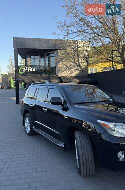 Позашляховик / Кросовер Lexus LX 2008 в 