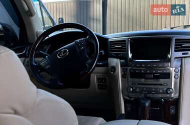 Позашляховик / Кросовер Lexus LX 2008 в 