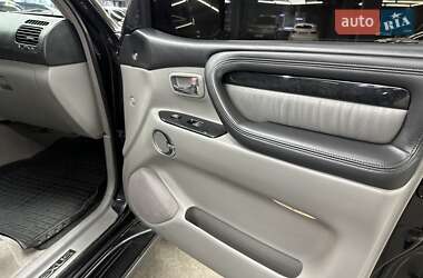 Внедорожник / Кроссовер Lexus LX 2007 в 