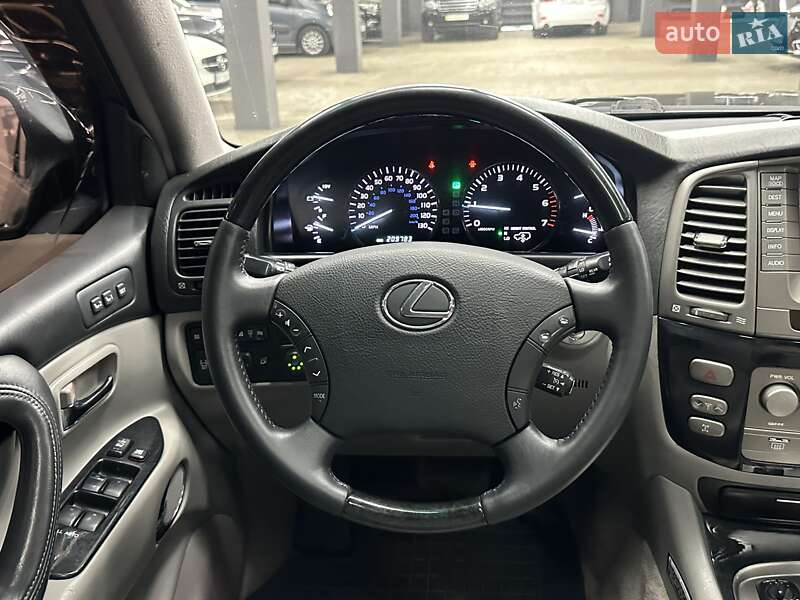 Позашляховик / Кросовер Lexus LX 2007 в Харкові