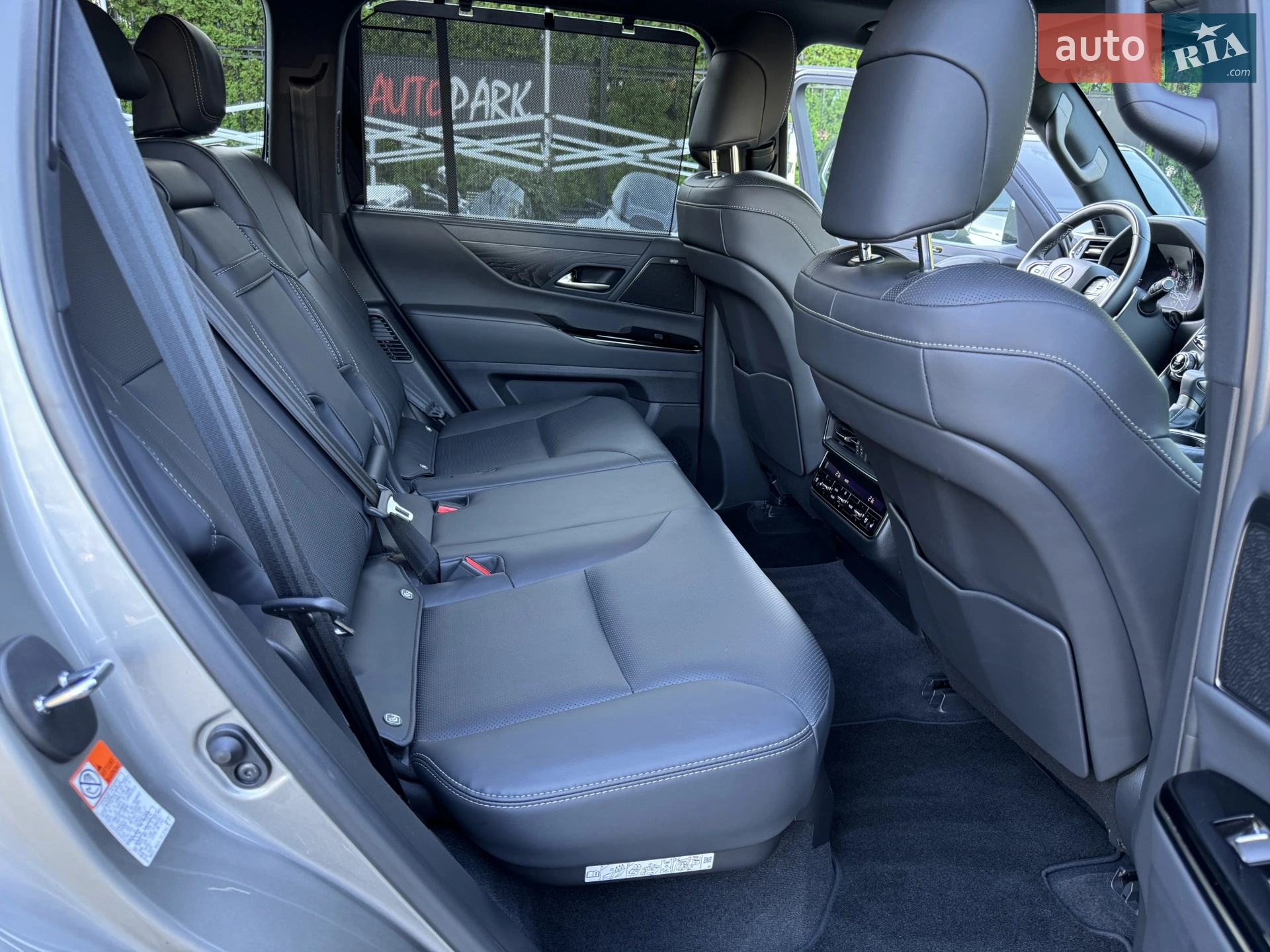 2022 Lexus LX - мініатюра 19