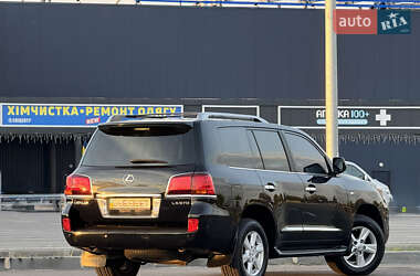 Внедорожник / Кроссовер Lexus LX 2009 в 