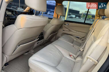Внедорожник / Кроссовер Lexus LX 2009 в 