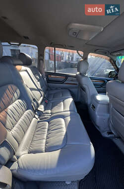 Внедорожник / Кроссовер Lexus LX 2007 в 