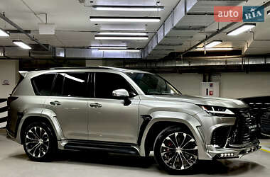 Позашляховик / Кросовер Lexus LX 2022 в 