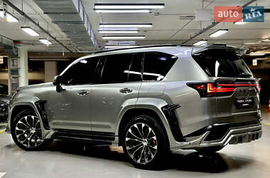 Позашляховик / Кросовер Lexus LX 2022 в 