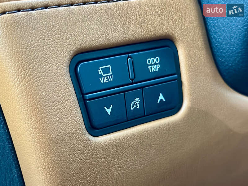 Позашляховик / Кросовер Lexus LX 2022 в Києві