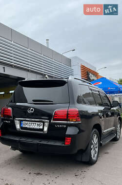 Позашляховик / Кросовер Lexus LX 2008 в 