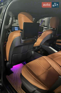 Внедорожник / Кроссовер Lexus LX 2022 в 