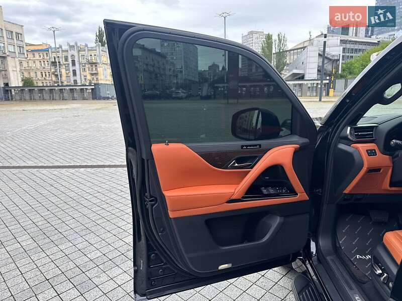Позашляховик / Кросовер Lexus LX 2022 в Києві