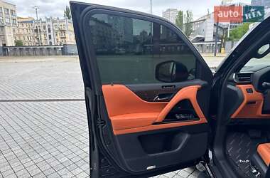 Позашляховик / Кросовер Lexus LX 2022 в 