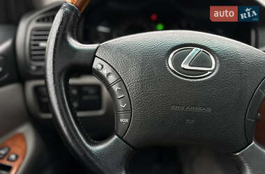 Позашляховик / Кросовер Lexus LX 2004 в 