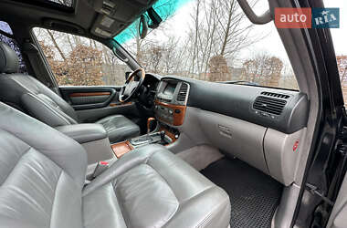 Позашляховик / Кросовер Lexus LX 2004 в 