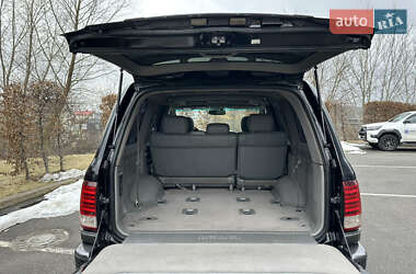 Позашляховик / Кросовер Lexus LX 2004 в 