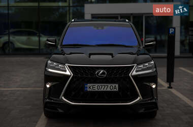 Внедорожник / Кроссовер Lexus LX 2019 в 