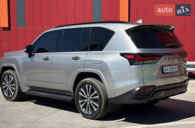 Внедорожник / Кроссовер Lexus LX 2022 в 