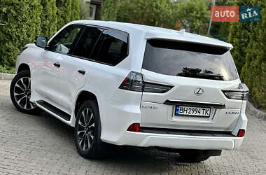 Позашляховик / Кросовер Lexus LX 2020 в 