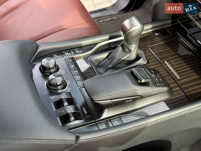 Позашляховик / Кросовер Lexus LX 2020 в Одесі