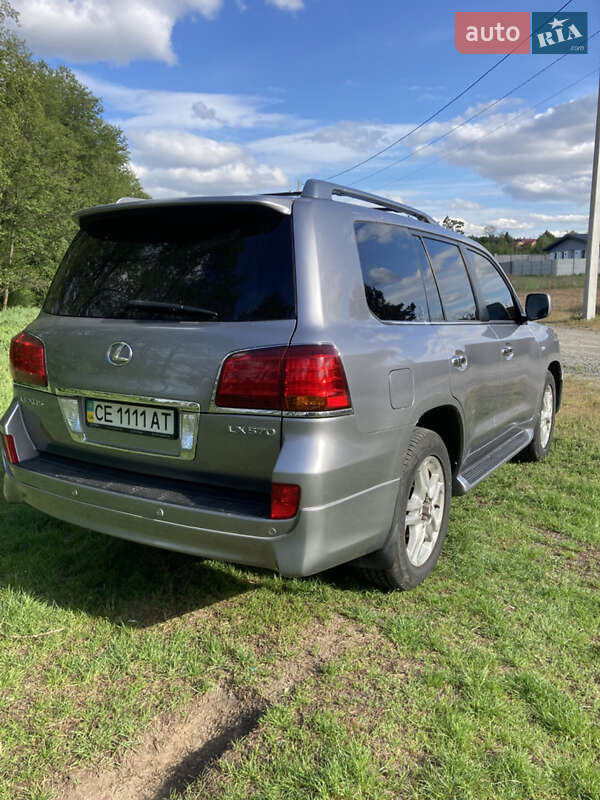 Внедорожник / Кроссовер Lexus LX 2011 в Киеве