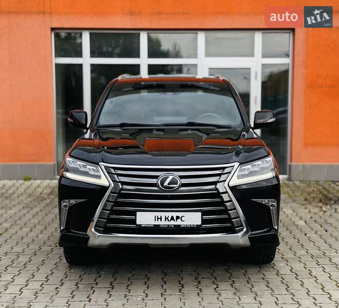 Внедорожник / Кроссовер Lexus LX 2016 в Одессе
