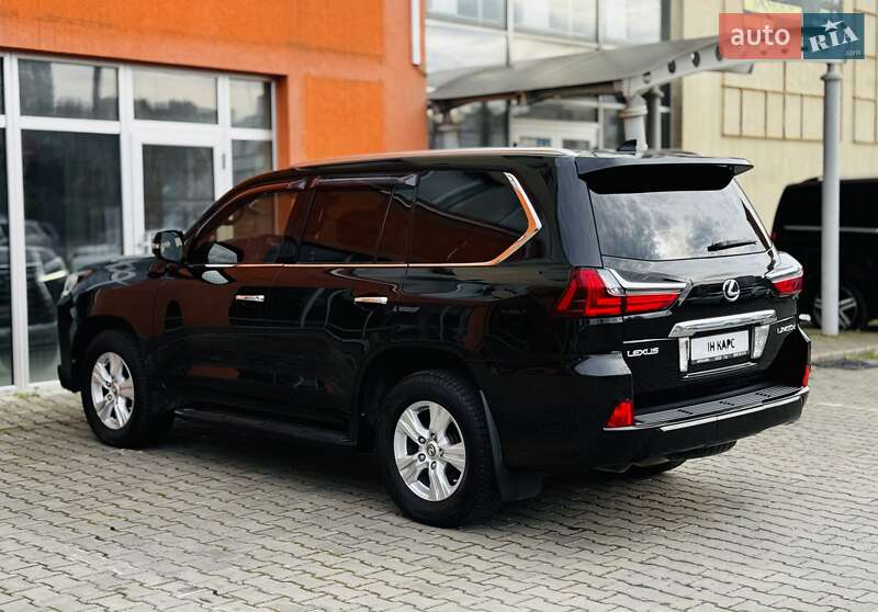 Внедорожник / Кроссовер Lexus LX 2016 в Одессе