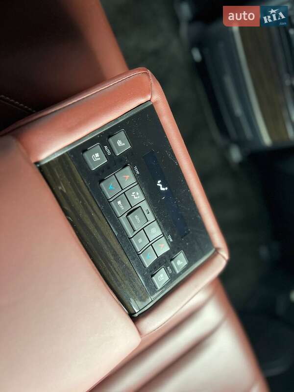 Позашляховик / Кросовер Lexus LX 2016 в Києві фото 24 Позашляховик / Кросовер Lexus LX 2016 в Києві